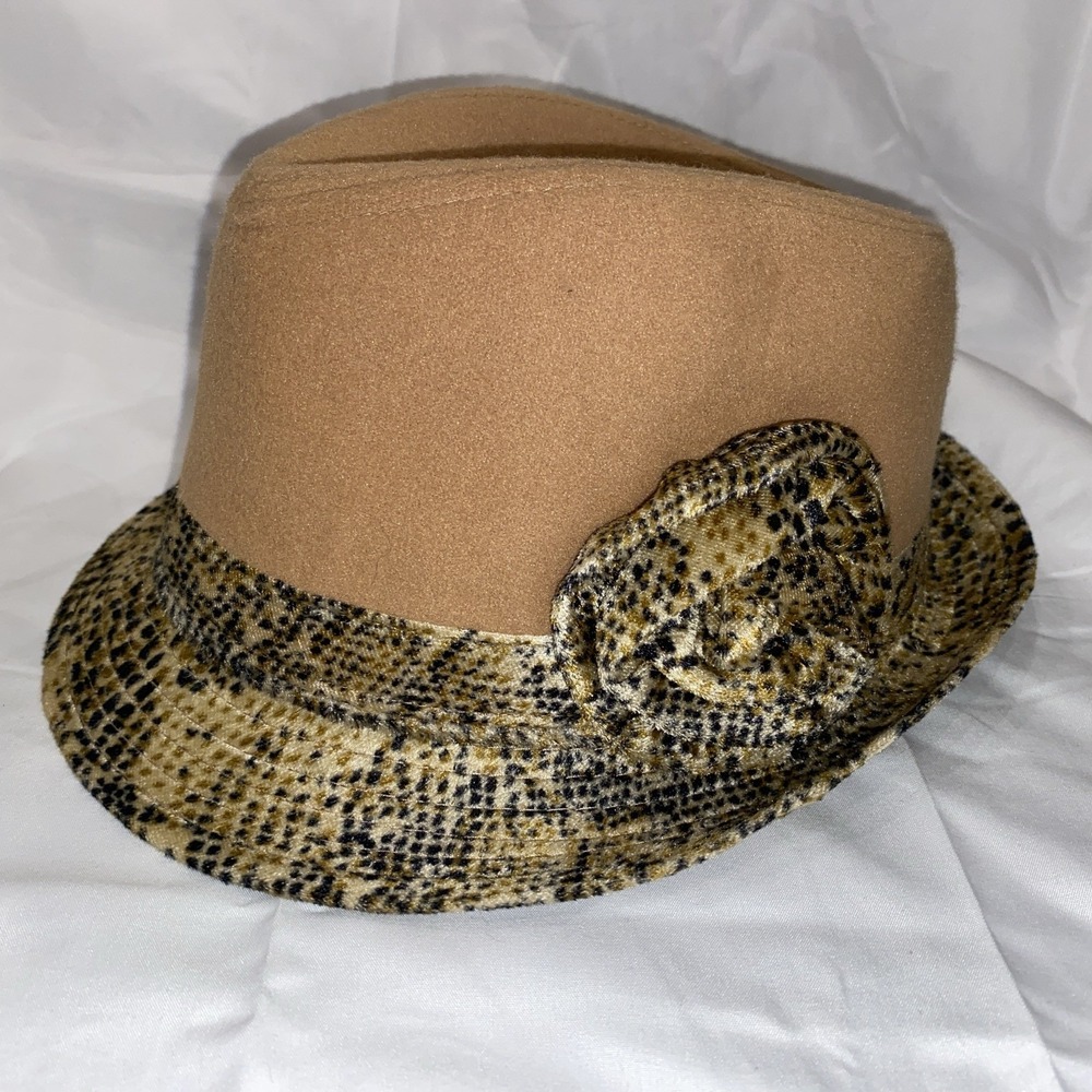 Vintage Fedora Hat With Snakeskin Pattern And Flower On The Side